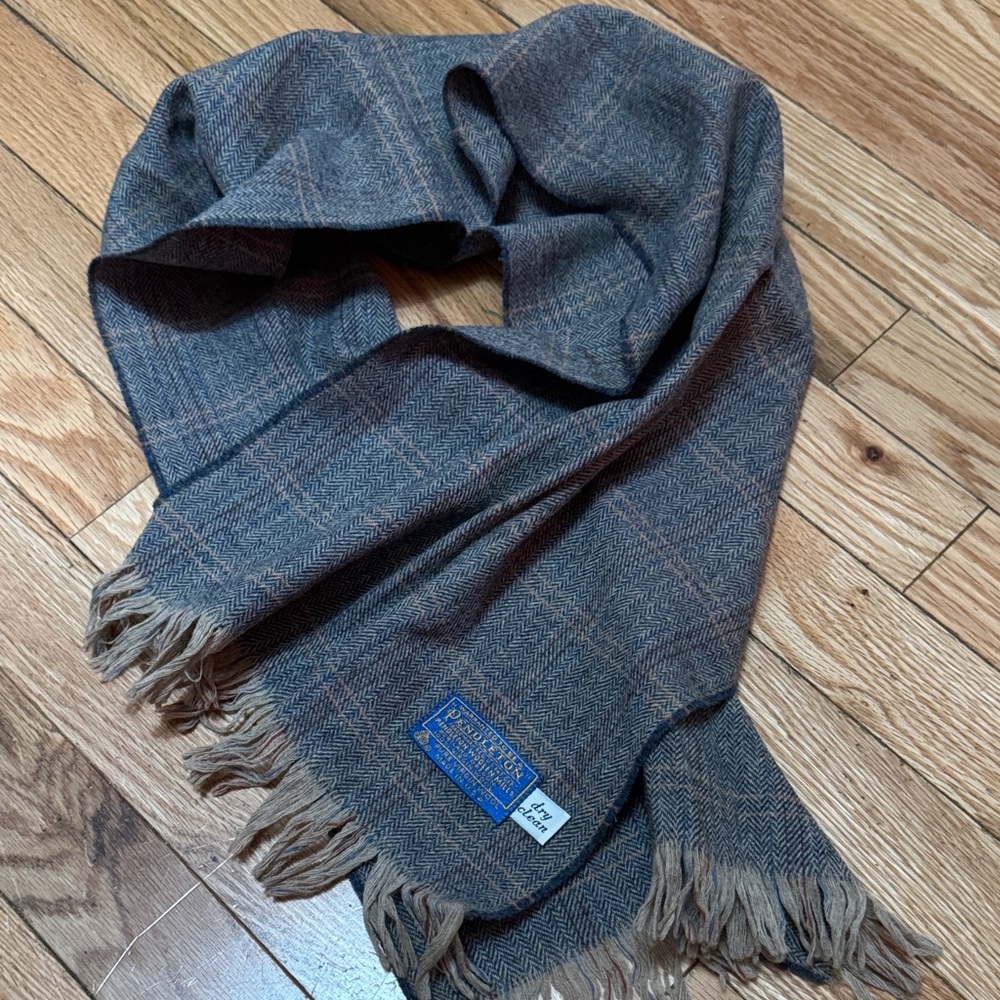 Pendleton Wool Scarf, 💯 wool